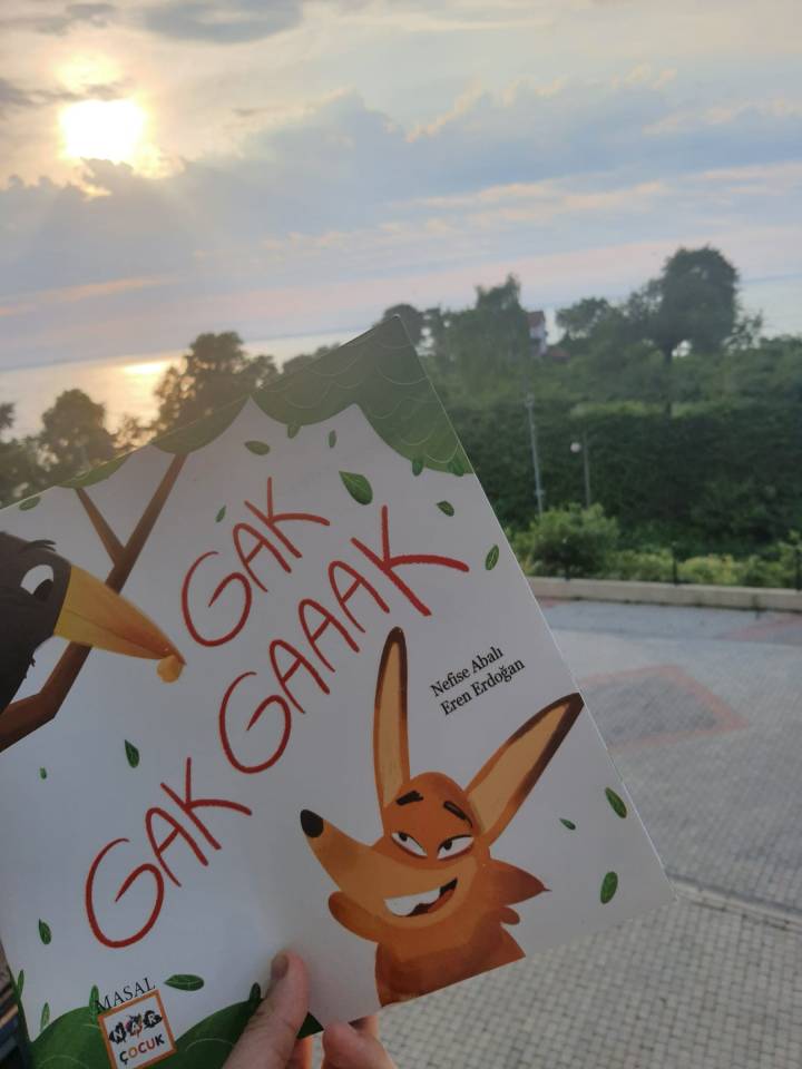 Güneşe Karşı Bir Tilki ve Karga