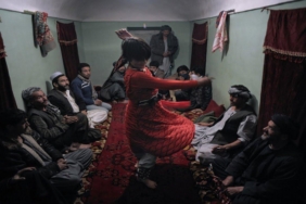 Bacha Bazi afgan geleneği