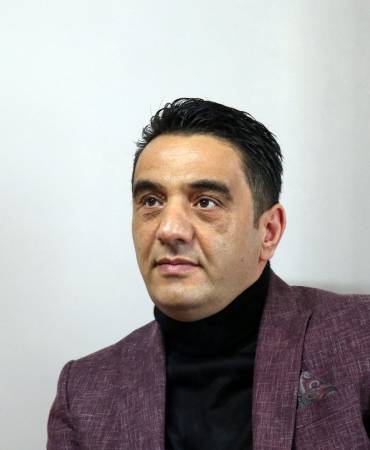 Bülent Parlak hayatını kaybetti