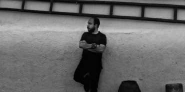 çağdaş bir söz yazarı emir yakamoz