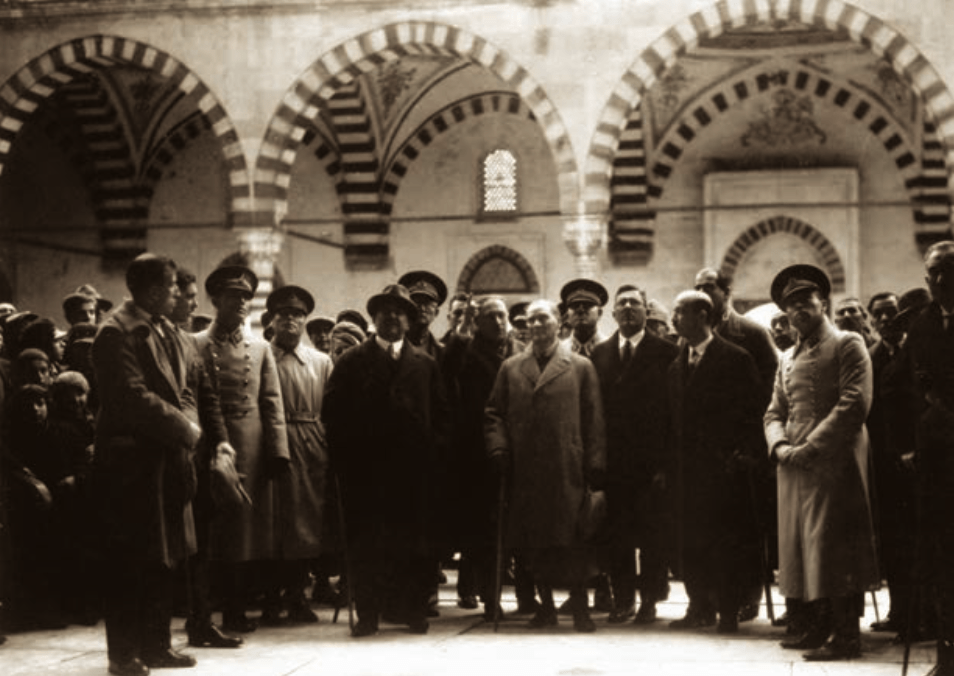 Abdulhamit Mustafa Kemal Ataturku Tanir miydi 2