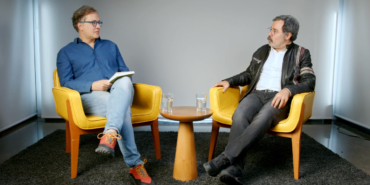 Ahmet Ümit: Bir Aşk Masalı Hikayesini Anlatıyor. Kediye Adanmış Bir Kitap