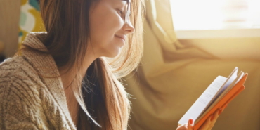 Kitaba Bir Şans Ver