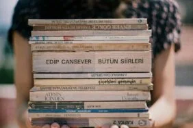 Okunması Gereken Şiir Kitapları