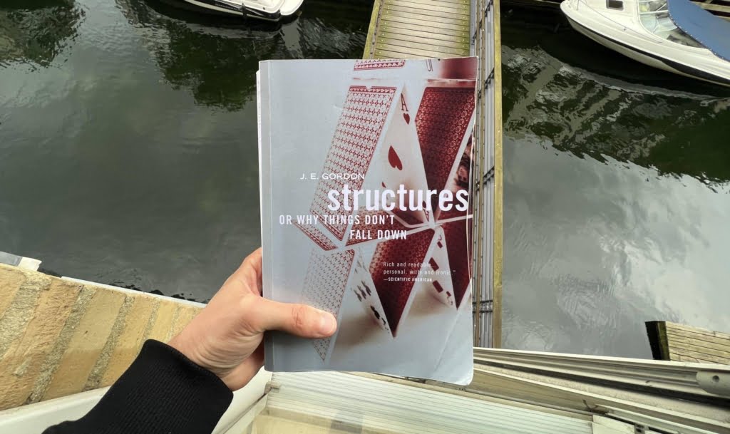 Structures Or Why Things Dont Fall Down J.E. Gordon