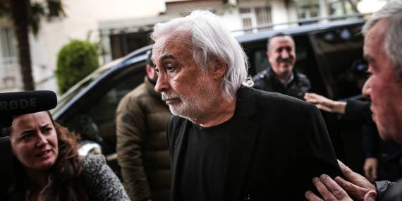 Müjdat Gezen Tiyatrosu’nun Yeri Satılığa Çıktı